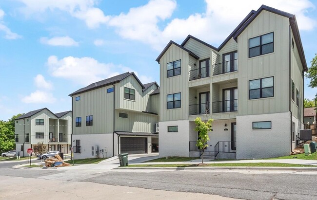 Photo - 619 Whitham Ave Unit 619-3