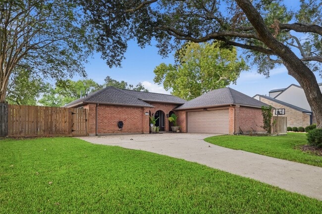 Photo - 3502 Plum Brook Ln