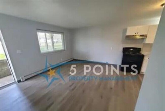 Photo - 1174 Chandler Ave