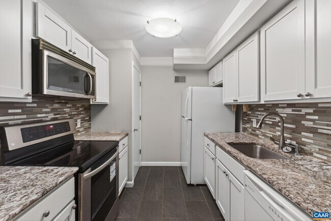 103 Turtle Creek Rd Unit 8