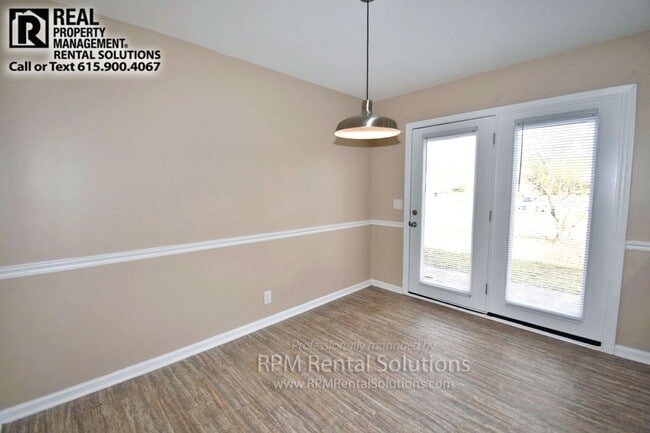 Photo - 2Bd/1.5 Bath updated townhome, right by MTSU! washer and dryer included, just $1295/mo!