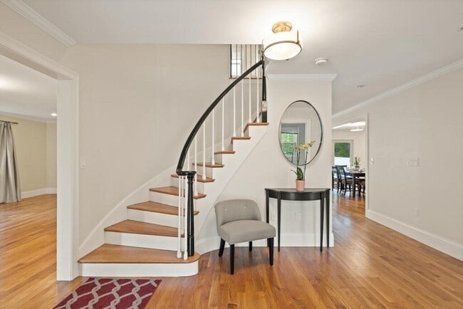 Photo - 150 Country Club Rd