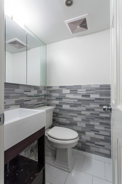 Photo - 279 E 10th St Unit 2