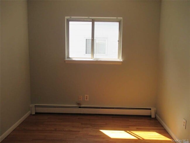11 Juniper Rd