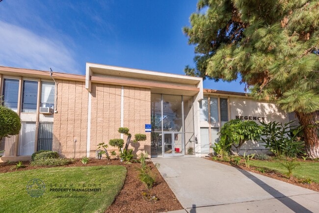 Photo - 15205 Raymond Ave