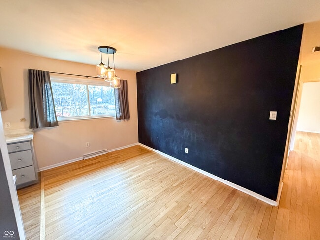 Photo - 9 Paradise Ln