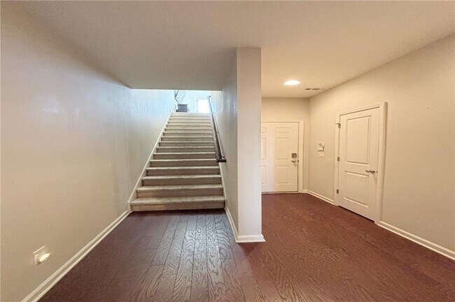 Photo - 772 Liberty Commons Dr NW