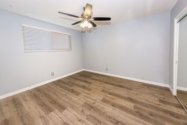 Photo - 721 Venice Way