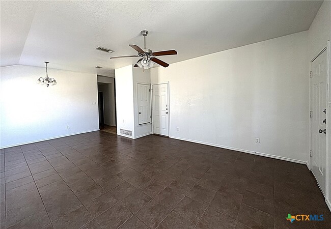 Photo - 2812 Ashley Dr