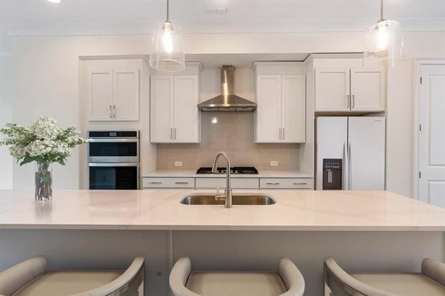 Building Photo - 6803 Prelude Dr