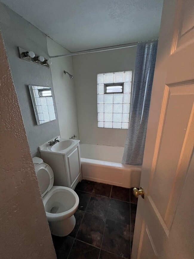 Photo - 4756 N 19th Pl