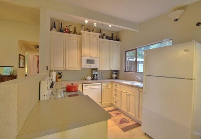 Photo - Charming 3 Bed 2 Bath Home in Eastgate