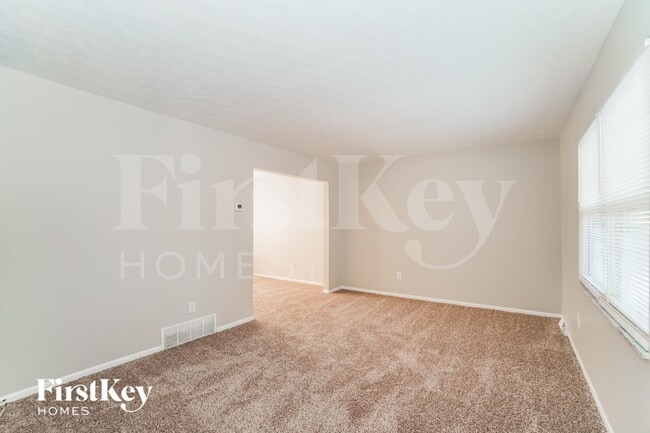 Photo - 1369 Greenock Rd