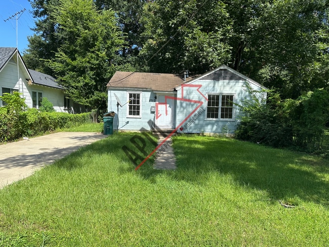 Building Photo - 2 bedroom home in Monroe