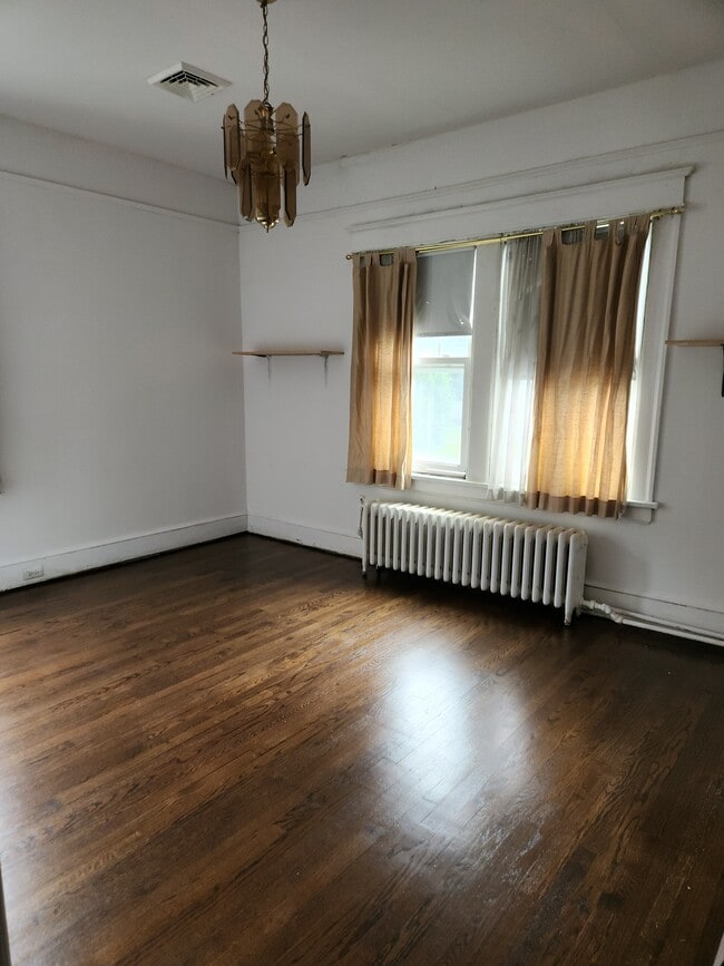 Photo - 547 Violet Ave Unit #1