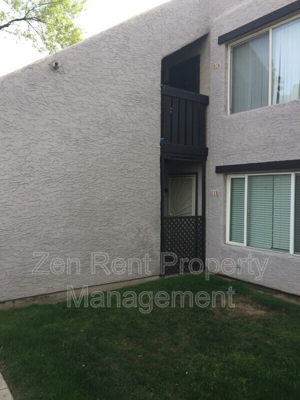 Building Photo - 1927 E Hampton Ave Unit #116 Rental