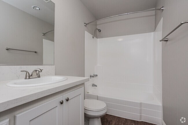 2BR, 1.5BA - 1060 SF