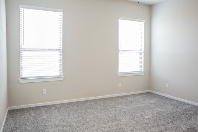 Building Photo - 10465 Wild Rice