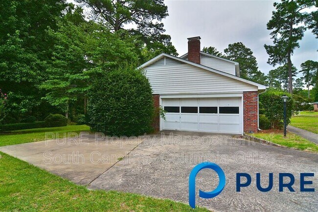 Photo - 7082 Glengarry Dr