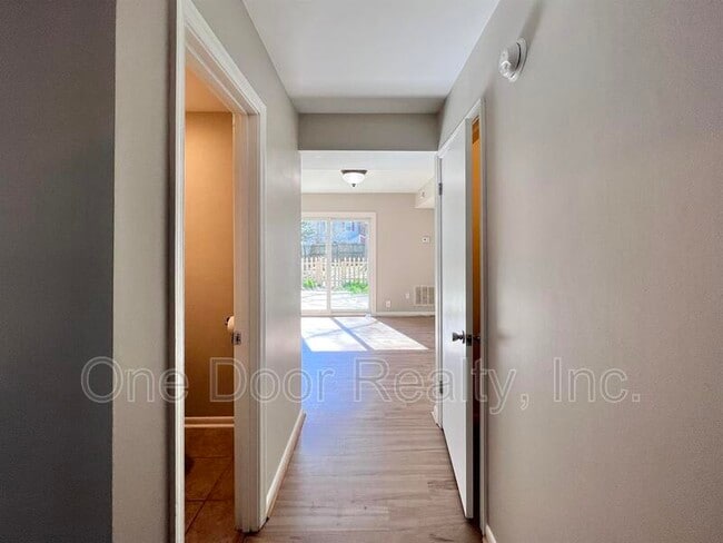 Photo - 1103 London Company Way
