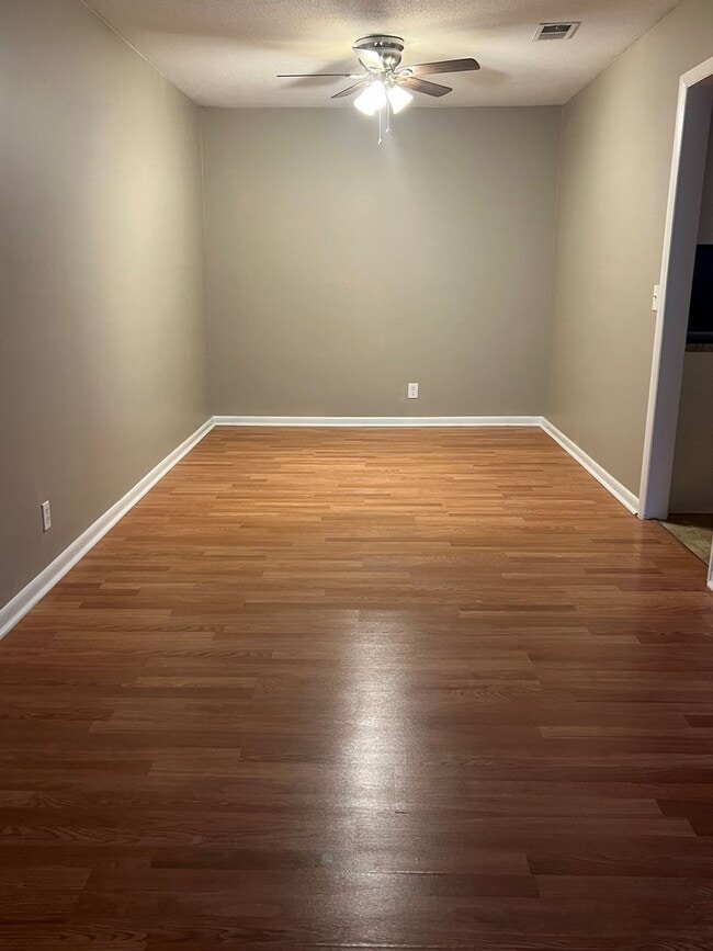 Building Photo - 321cam Unit 321CAM