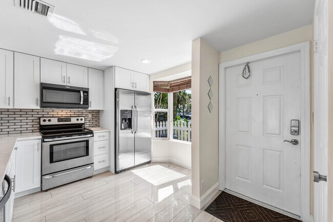 Photo - 2503 NE 15th St
