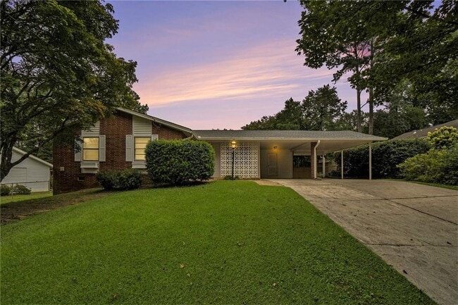 Building Photo - 1225 Laurel Hill Dr Rental