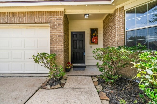 Photo - 8203 Loetsch Ridge Way
