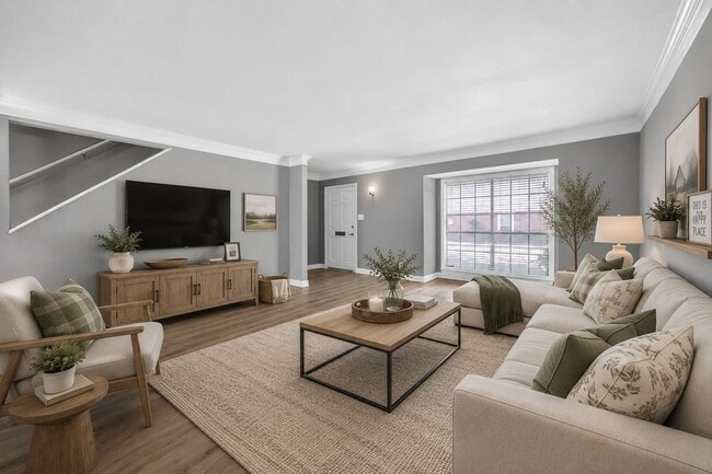 Building Photo - 2109 Lander Ln Unit 79