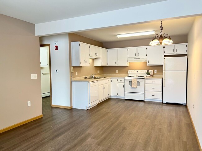 Photo - River View Apartments