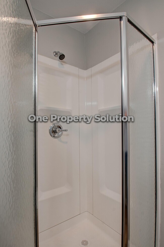 5284 Broadway 2E Broadway Rental For Rent in Merrillville, IN