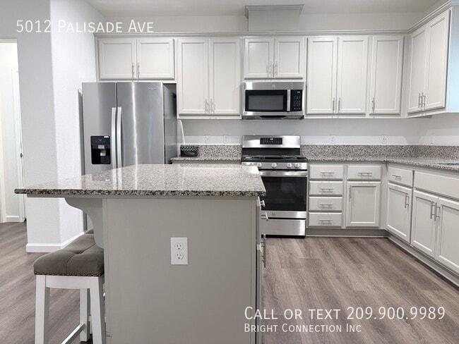 Photo - 5012 Palisade Ave