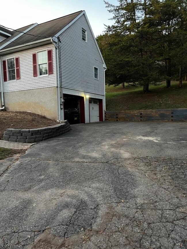 Photo - 534 Hope Blairstown Rd