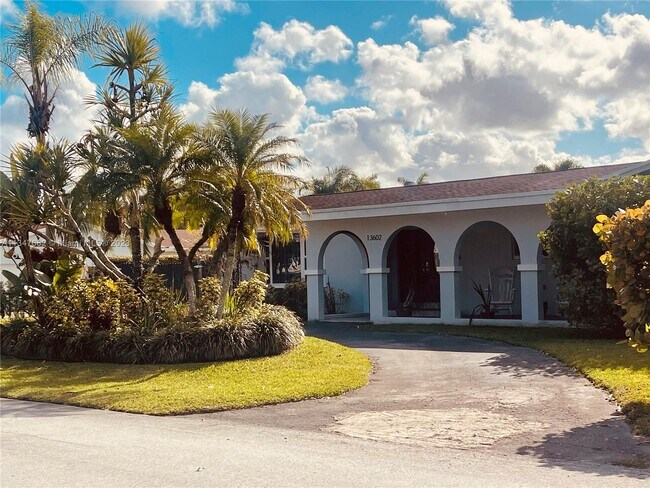 Photo - 13602 SW 101st Ave