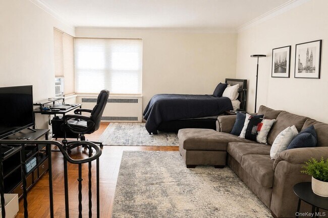 Photo - 210 Martine Ave Unit 4N