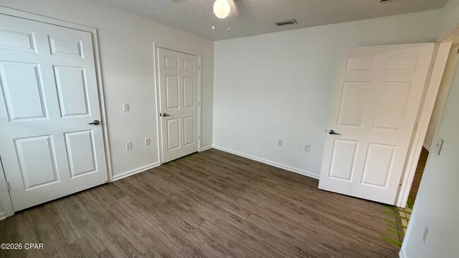 Photo - 9117 Laird St Unidad 9127