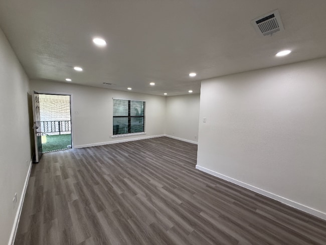 Photo - 5221 Bonita Ave Unidad 207