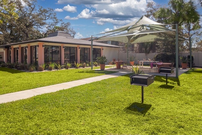 The Lenox Apartments