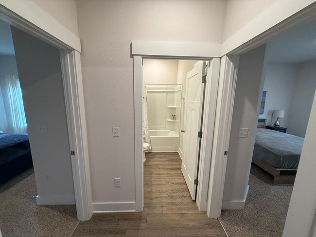 Photo - Gulf Breeze - Forest Bay Estates - 4 bed, 3 bath - SALTWATER POOL and Lawn care included