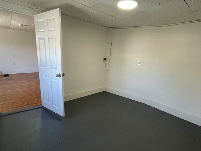 456 Fenn St Unit 456 3rd Floor