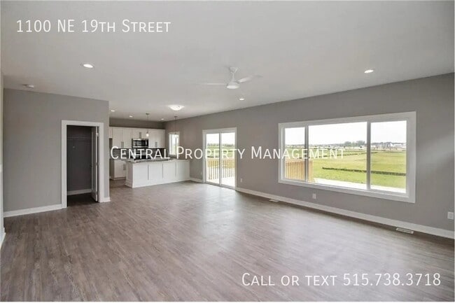 Photo - 1100 NE 19th St