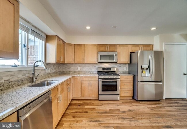 Photo - 6505 Gretna Green Way
