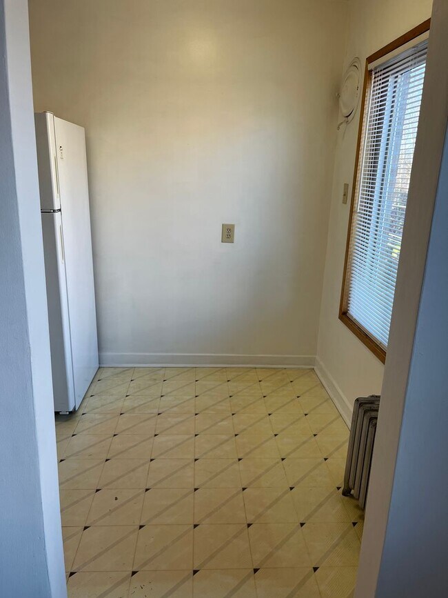 Photo - Hillcrest Apartments