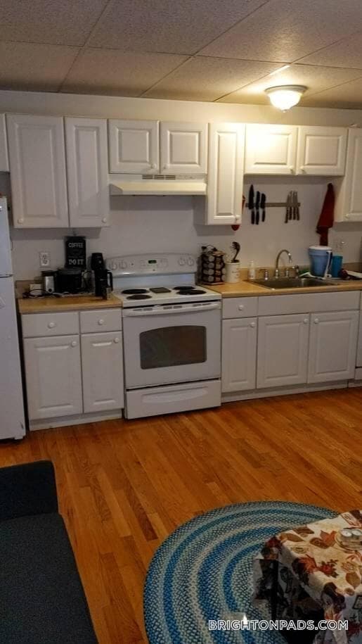 Photo - 199 Strathmore Rd Unit 4