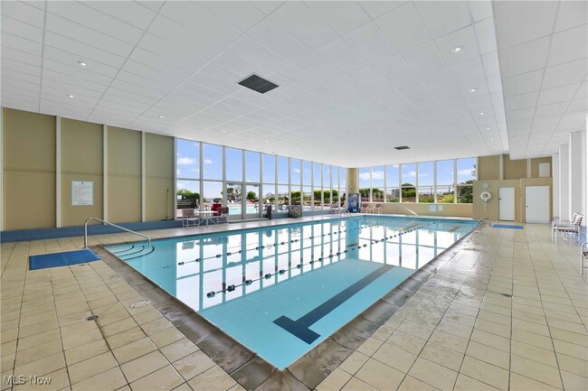 Building Photo - 12900 Lake Ave Unit 1605