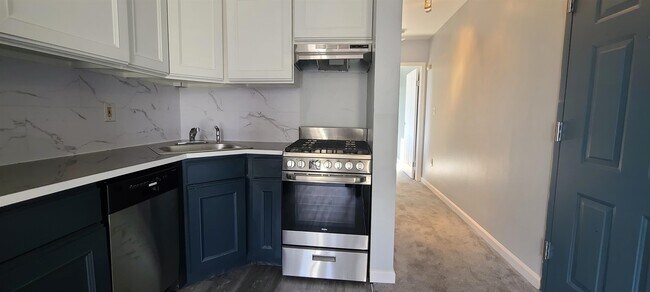 Photo - 4905 PARK Ave Unit 3A