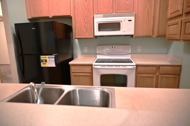 Photo - Spacious 3-Bedroom Ground-Floor Condo for rent in the Heart of Ankeny