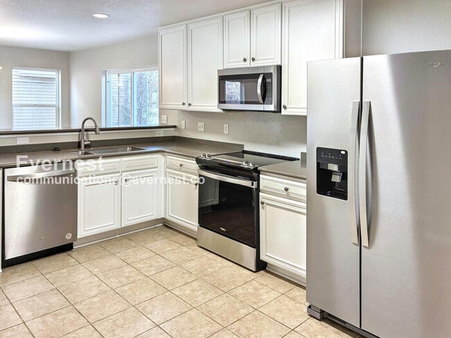 Photo - 3907 Heatherwood Cir