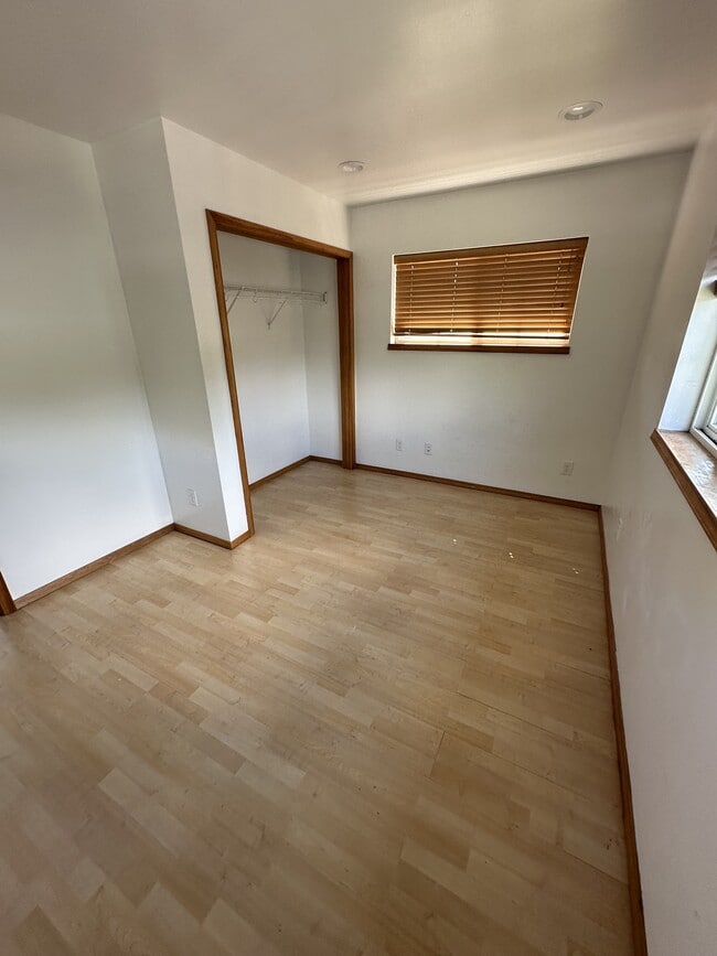 Photo - 2009 Maurice Ave