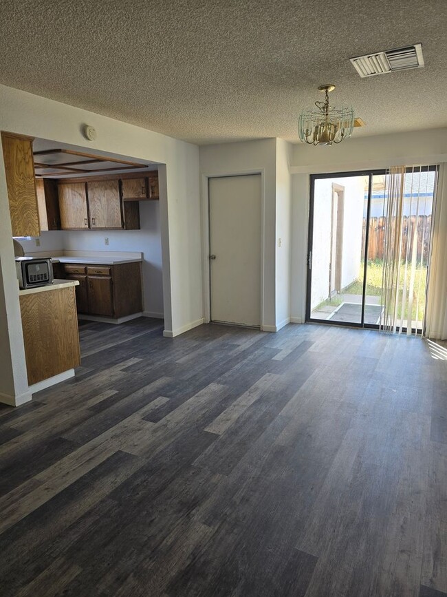 Photo - Comfy 3 bed 2 bath